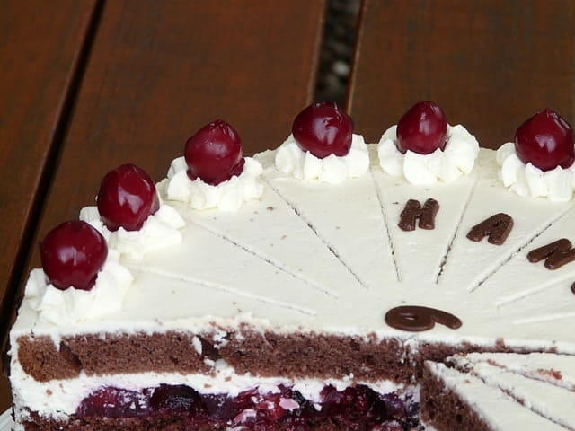 vegane Schwarzwälder Kirschtorte