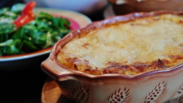 Vegane Lasagne mit Zucchini und Spinat