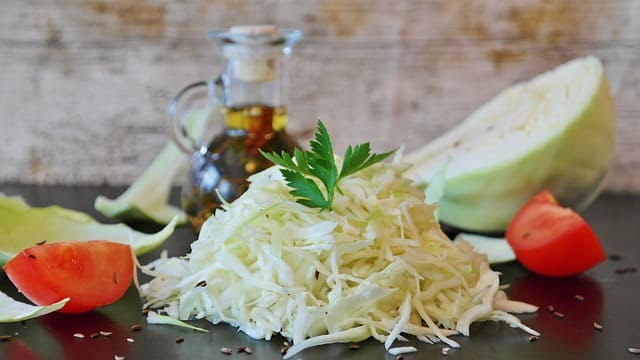 Amerikanischer Krautsalat
